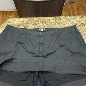 Woman within SZ 30 black skort